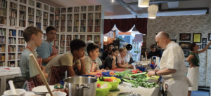 Besuch der Klasse 7c bei WOK – World of Kitchen